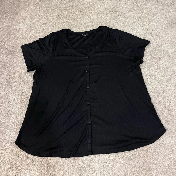 Classic V-Neck Button Tee - Picture 2 of 6